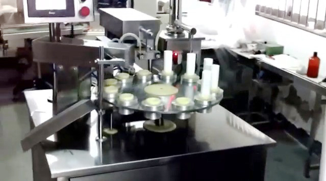 tubes filling ultrasonic sealing machine semi automatic 超音波管封裝填充設備.jpg