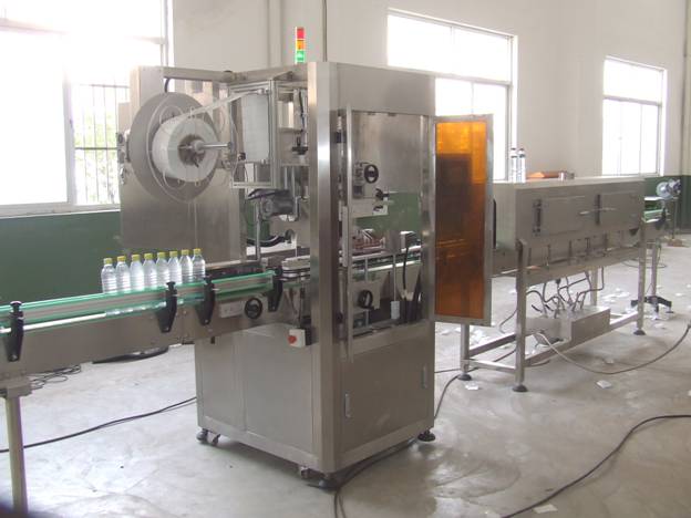 pvc shrinking labeling equipment for bottles 寵物瓶 PVC 套標貼標機設備
