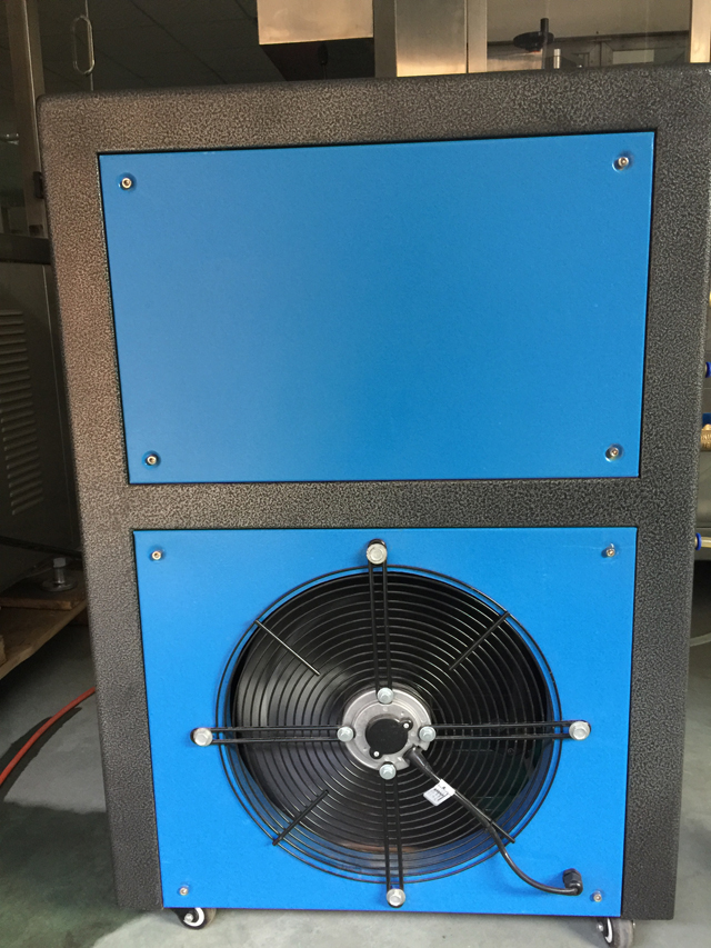 auxilliary equipment for filling sealing machines 管材填充封口機械冷水機u.jpg