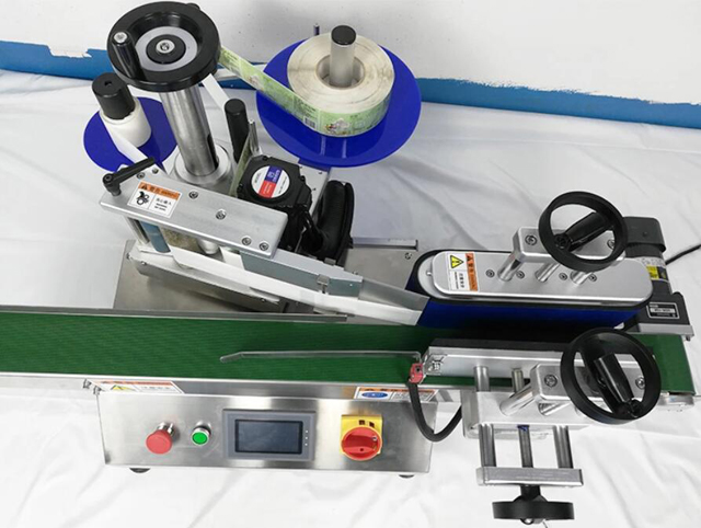 桌上型貼標機