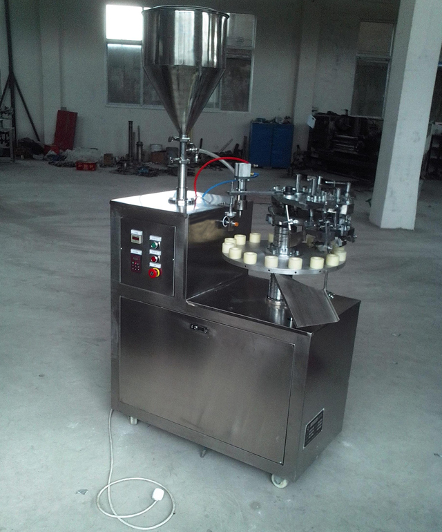 semi automatic filler sealer equipment 鋁管灌裝封尾機.jpg