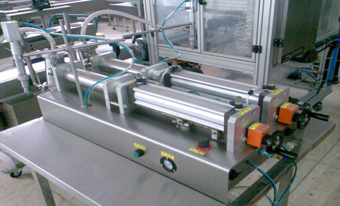 pneumatic filling machine liquid lotion cream 氣動灌裝機械.jpg