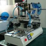 氣動扁方圓瓶滾壓貼標機附打碼機