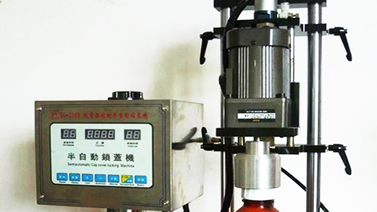 press capping equipments semi automatic 壓蓋機設備.jpg