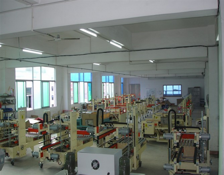 semi automatic carton sealing equipment 半自動封箱機設備.jpg