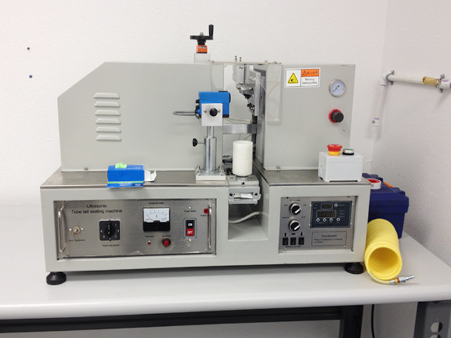 超音波封口機設備.jpg