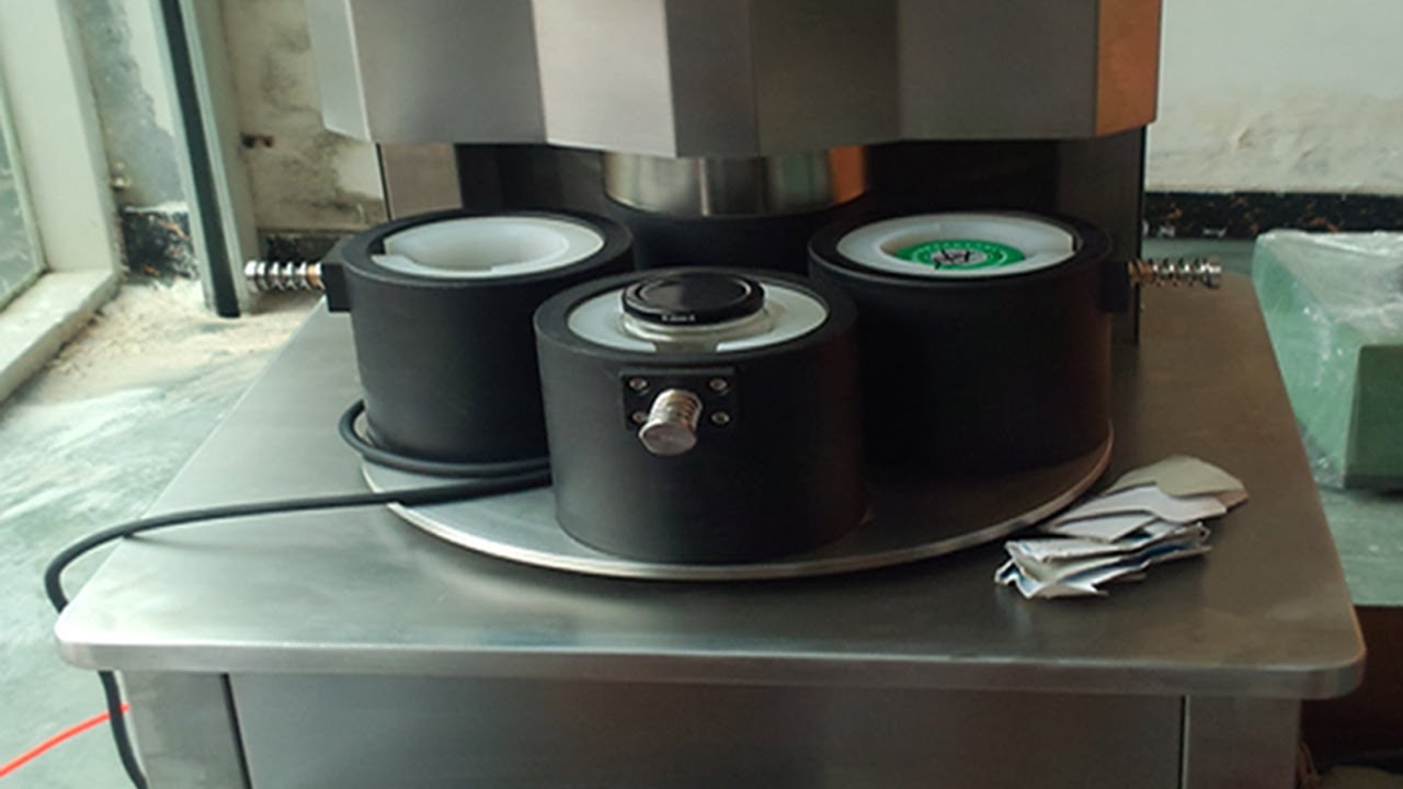 four heads vacuum capping machine semi automatic 真空旋蓋機說明書.jpg