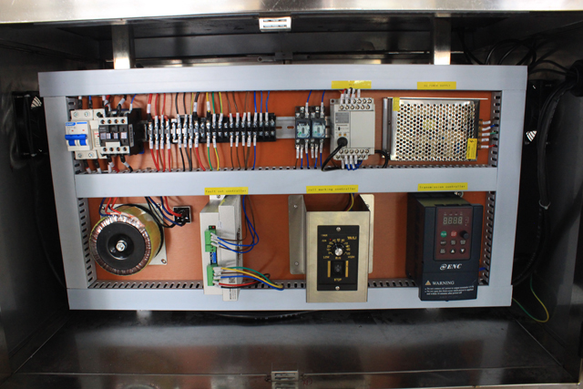 灌裝旋蓋機配置